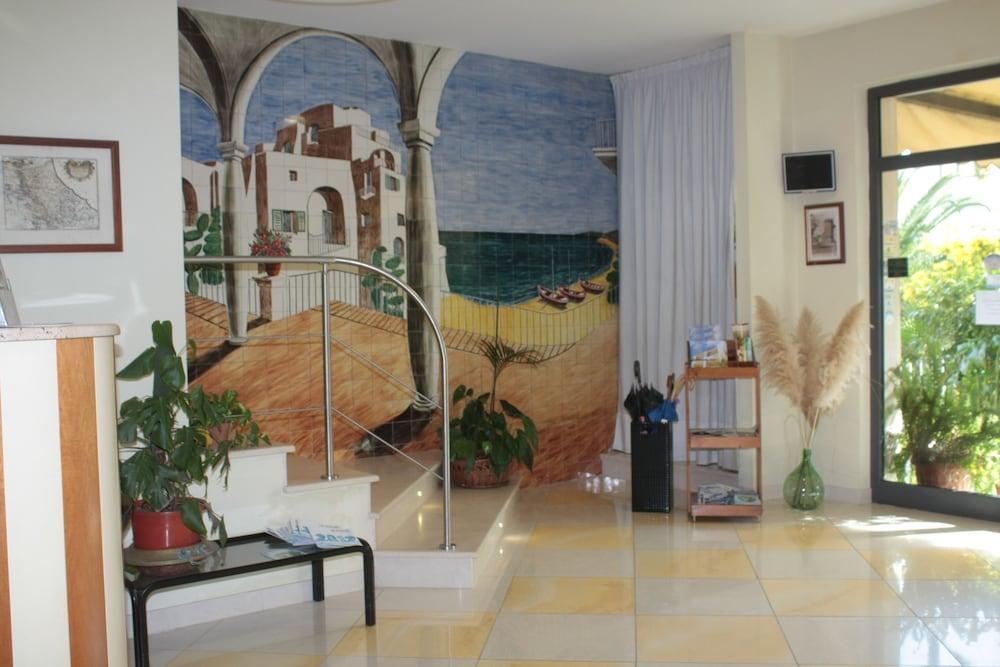 Hotel Lido Vasto Buitenkant foto