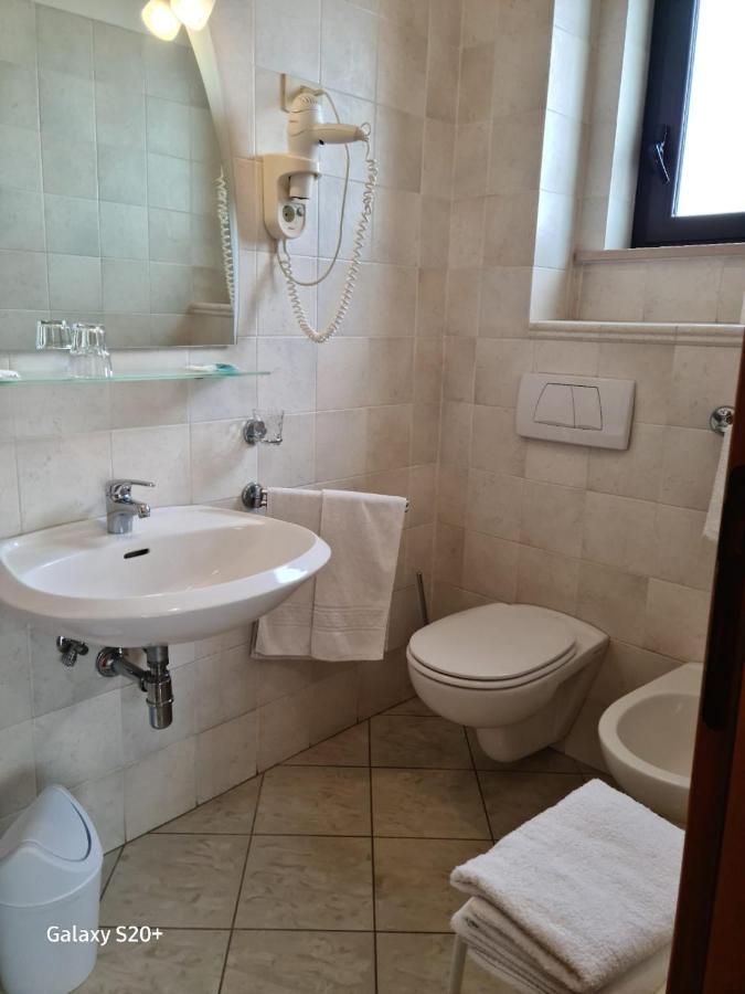 Hotel Lido Vasto Buitenkant foto
