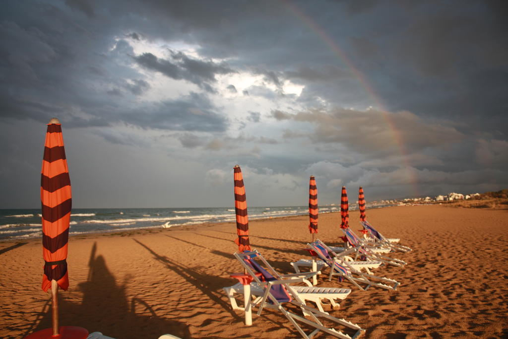 Hotel Lido Vasto Buitenkant foto
